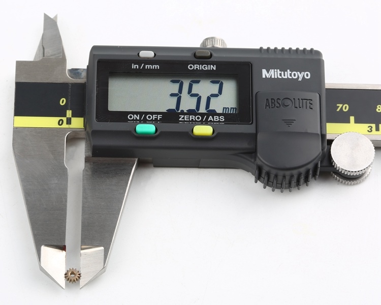 粉末冶金加工零件的这些问题,或许是压制压力设错了!